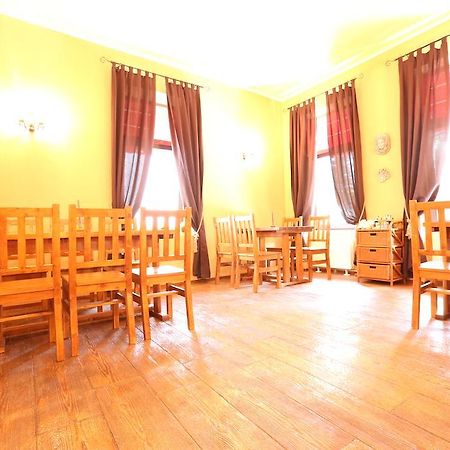 La Storia Guest House ปีเตช ภายนอก รูปภาพ