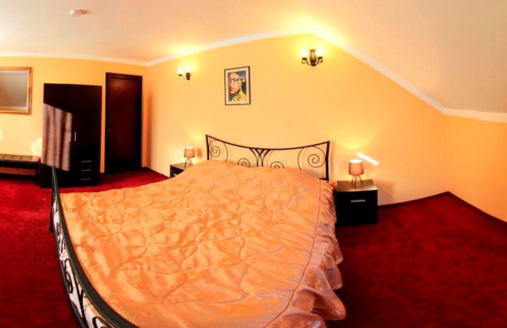 La Storia Guest House ปีเตช ภายนอก รูปภาพ